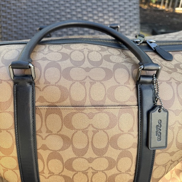 Coach Trekker Bag in Signature Canvas F77896 Tan/Black Duffle Travel Weekender - Picture 4 of 12